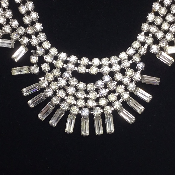 Vintage Rhinestone Necklace - Picture 4 of 4